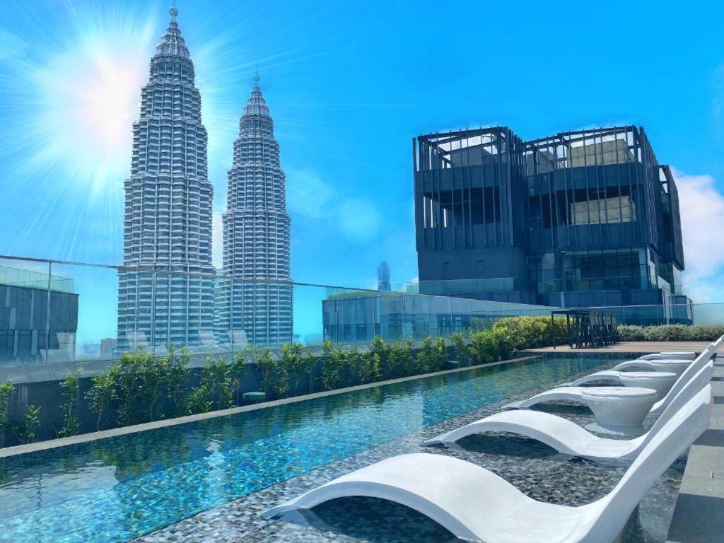 Star Sky Pool Klcc